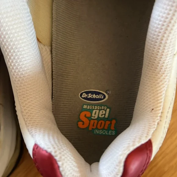 Dr Scholl’s Women’s Red and White Leather Golf Shoes with Golf Glove Size 8.5 - Picture 13 of 16